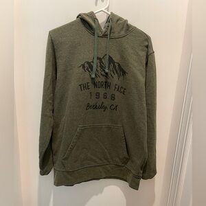 The North Face Men's Olive Graphic Hoodie